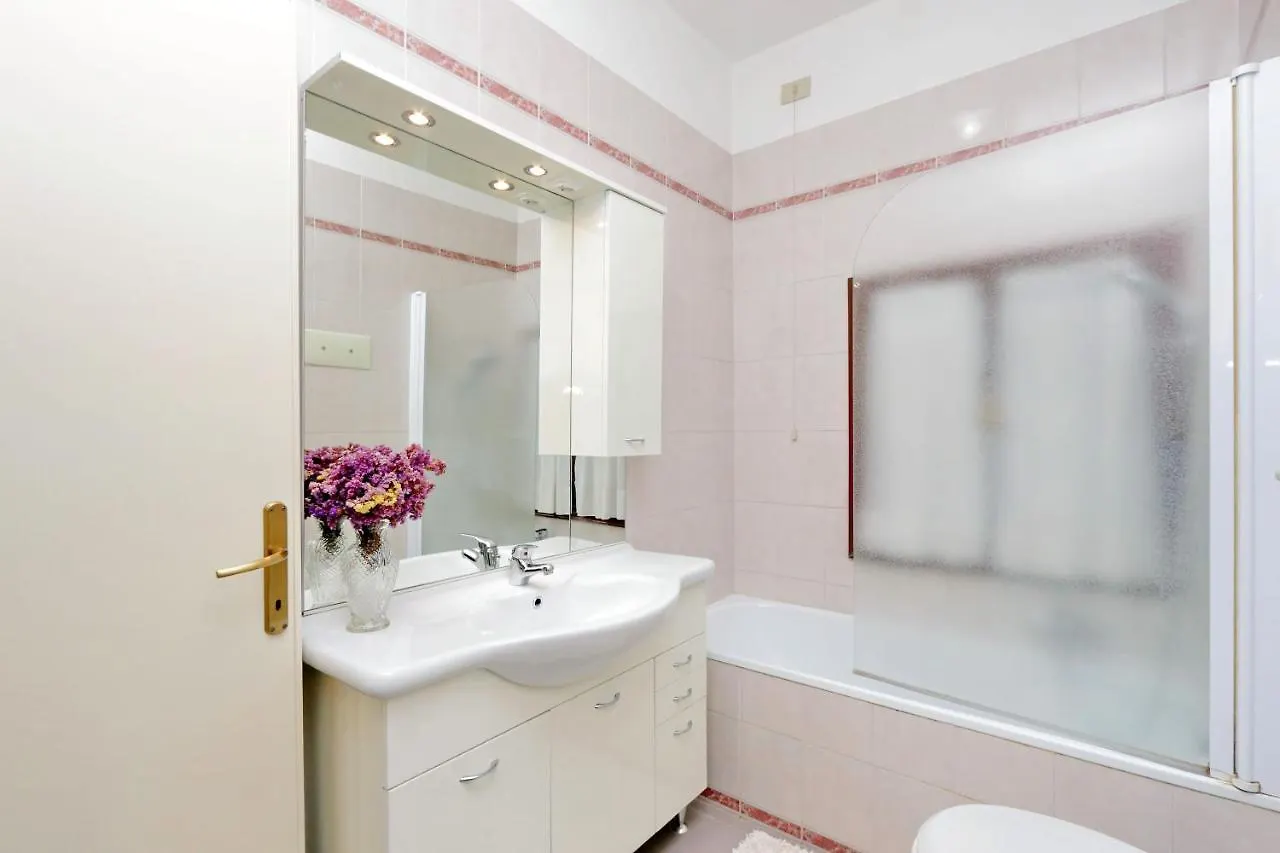 Apartment Palazzo Nani Bernardo - My Extra Home Venice