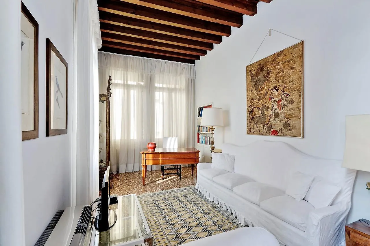 Palazzo Nani Bernardo - My Extra Home Venice 0*,  Italy